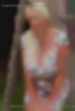 Sendittobuzz woman at hot (mail).