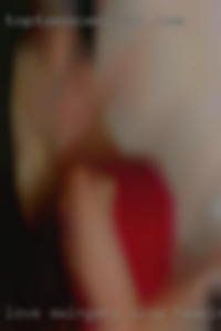 Love swingers slow teasing and alot of seeking people.